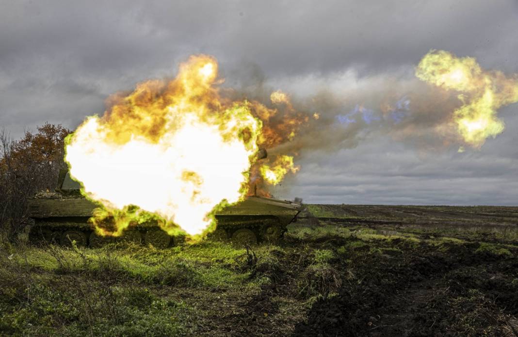 Rus mevzilerine yoğun bombardıman 18